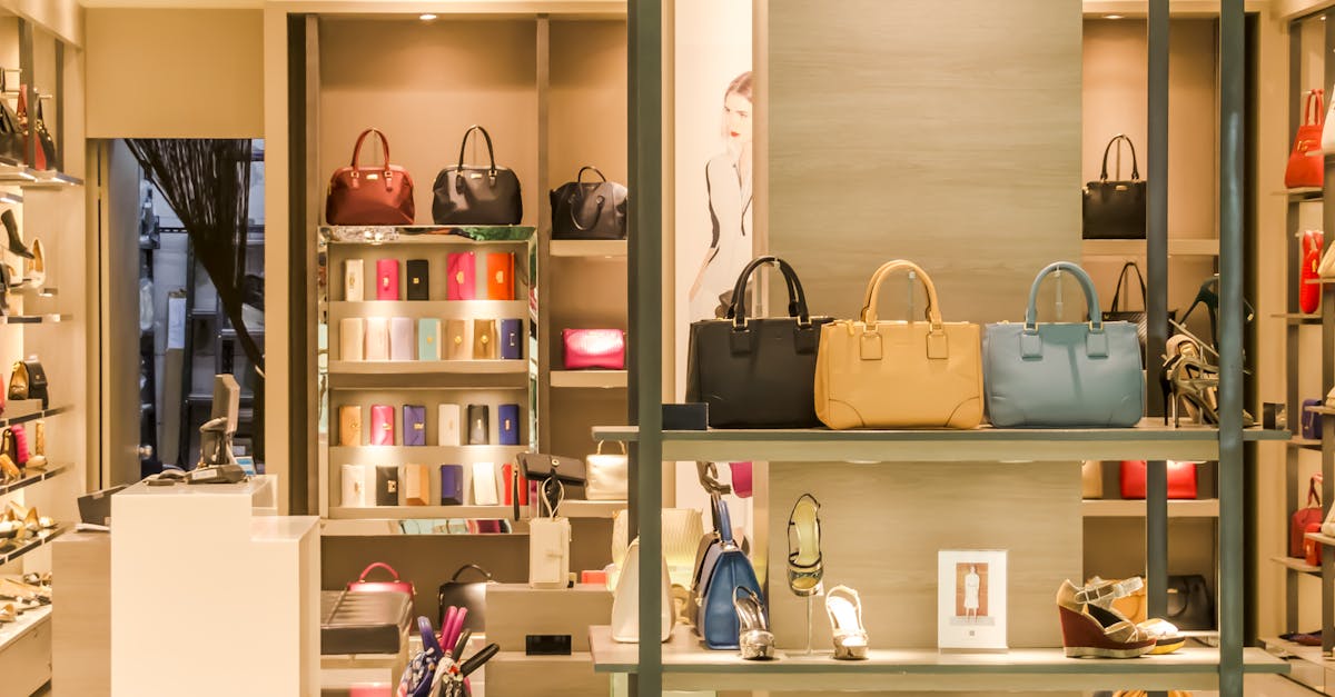 découvrez l'univers fascinant de la mode avec nos dernières tendances, conseils de style et inspirations. plongez dans l'élégance et la créativité du monde fashion et exprimez votre personnalité à travers des looks uniques et contemporains.