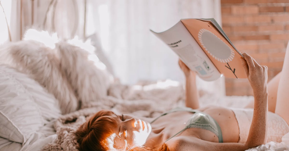 découvrez notre collection de lingerie élégante et confortable. des modèles raffinés pour chaque occasion, alliant style et sensualité. faites-vous plaisir avec nos pièces de lingerie qui mettent en valeur votre beauté.
