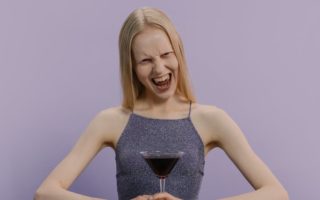 découvrez notre collection de costumes sexy qui allient à la fois élégance et audace. parfaits pour vos soirées à thème, vos événements spéciaux ou pour pimenter vos moments intimes. osez l'incarnation du désir avec des matériaux de qualité et des coupes flatteuses.
