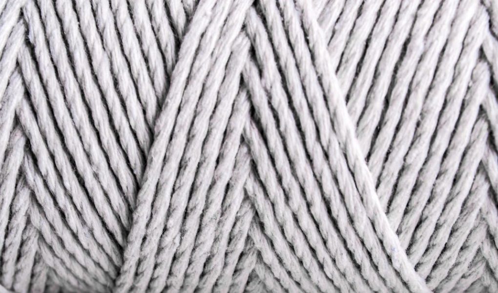 découvrez notre collection de strings qui allient confort et style. parfaits pour toutes les occasions, nos modèles s'adaptent à votre silhouette tout en vous offrant une sensation de légèreté. explorez notre sélection et laissez-vous séduire par nos designs modernes et élégants.