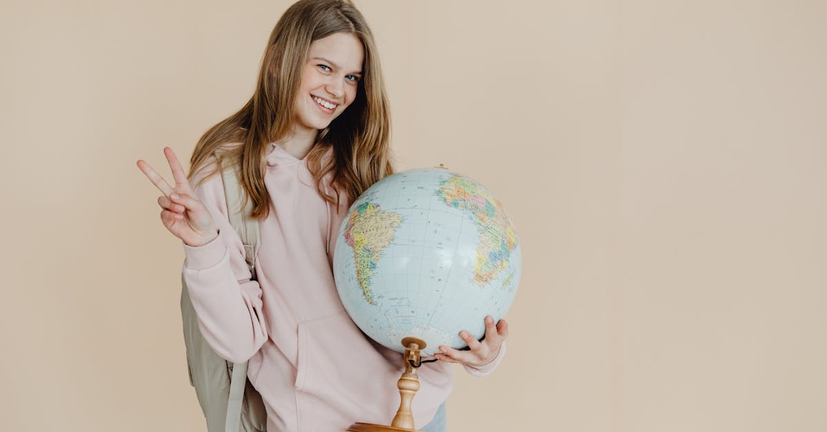 découvrez 'world of women', une célébration inspirante de la force, de la créativité et de la diversité des femmes à travers le monde. explorez des histoires de courage, d'innovation et de solidarité qui mettent en lumière le parcours exceptionnel des femmes dans tous les domaines.