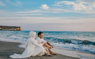 découvrez notre collection de robes aquatiques, parfaites pour un look frais et estival. alliant confort et style, nos robes aux teintes aquatiques vous plongeront dans l'élégance. idéales pour toutes les occasions, ces pièces uniques sublimeront votre garde-robe. commandez maintenant et ressentez la légèreté de l'été!
