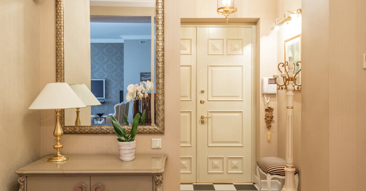 découvrez notre porte-manteau élégant et pratique, idéal pour organiser vos espaces tout en ajoutant une touche de style à votre intérieur. parfait pour accueillir vos vêtements et accessoires avec facilité.