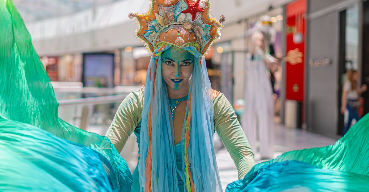 découvrez notre magnifique costume de sirène, parfait pour les fêtes, les événements costumés ou les soirées à thème. plongez dans un univers féérique avec des couleurs chatoyantes et des détails scintillants qui feront de vous la star de la soirée.