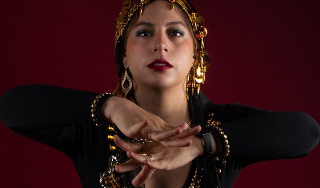 découvrez les accessoires de mode russes, alliant tradition et modernité. explorez des créations uniques, des bijoux exquis aux écharpes artisanales, pour ajouter une touche d'élégance à votre style.
