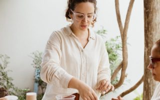 découvrez notre sélection de slips confortables et stylés pour tous les goûts. que ce soit pour un usage quotidien ou des occasions spéciales, trouvez le modèle parfait qui allie qualité et élégance.