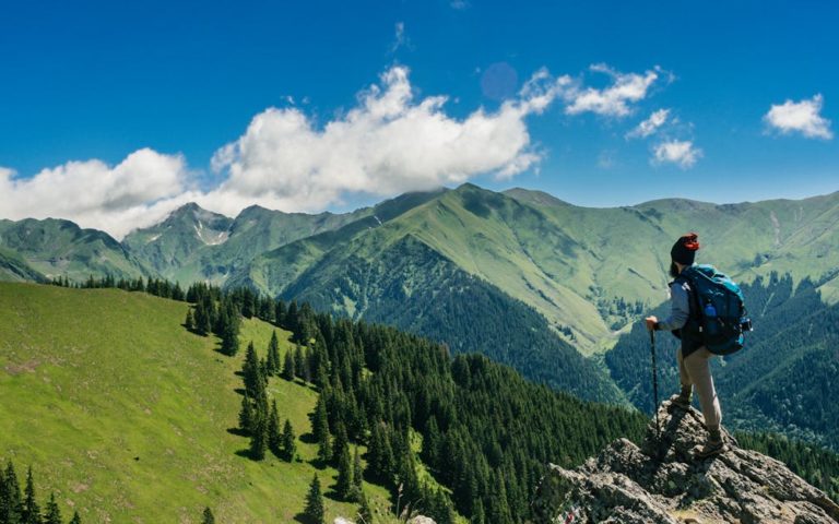 découvrez des conseils, guides et inspirations pour voyager autour du monde. préparez votre prochain voyage avec des astuces pratiques pour des vacances inoubliables.