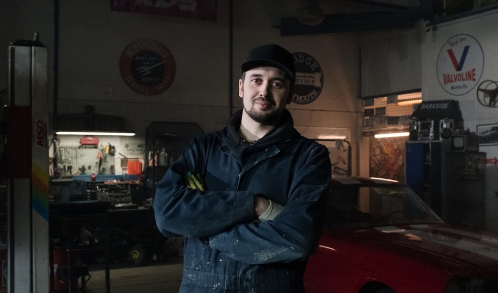 découvrez nos conseils et astuces pour l'entretien de votre véhicule. apprenez comment assurer la maintenance régulière de votre voiture pour garantir sa sécurité, sa longévité et ses performances.